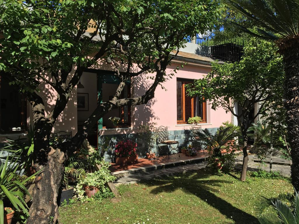 Casa Tra Il Verde E Il Blu Genua Zewnętrze zdjęcie