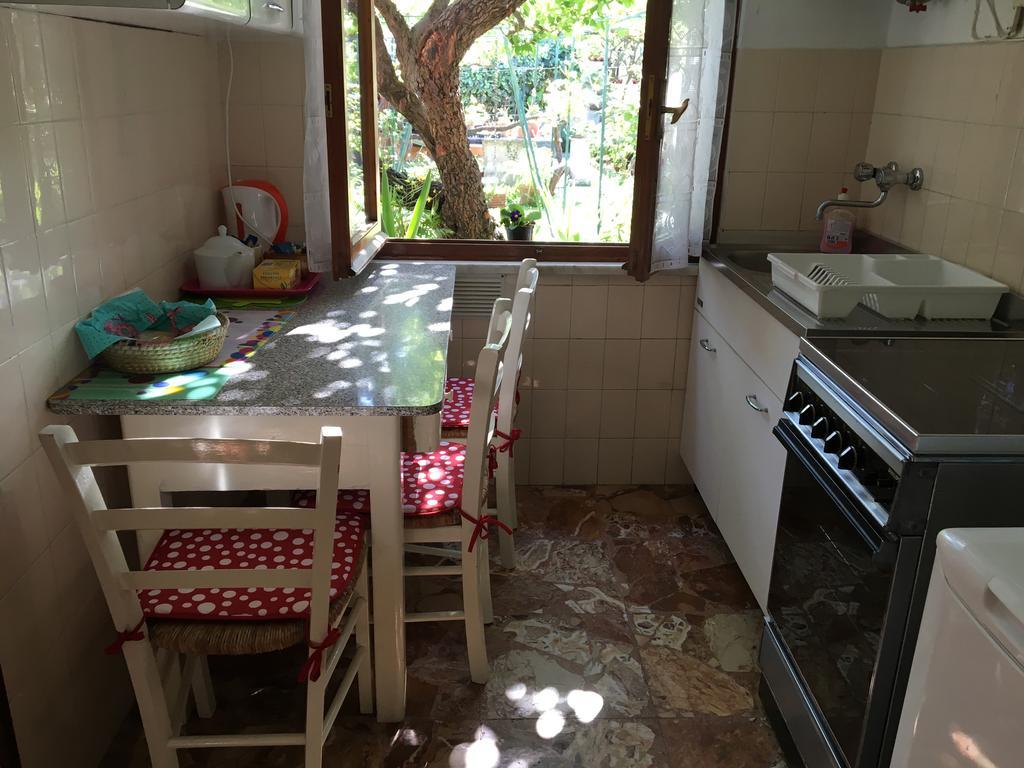 Casa Tra Il Verde E Il Blu Genua Zewnętrze zdjęcie