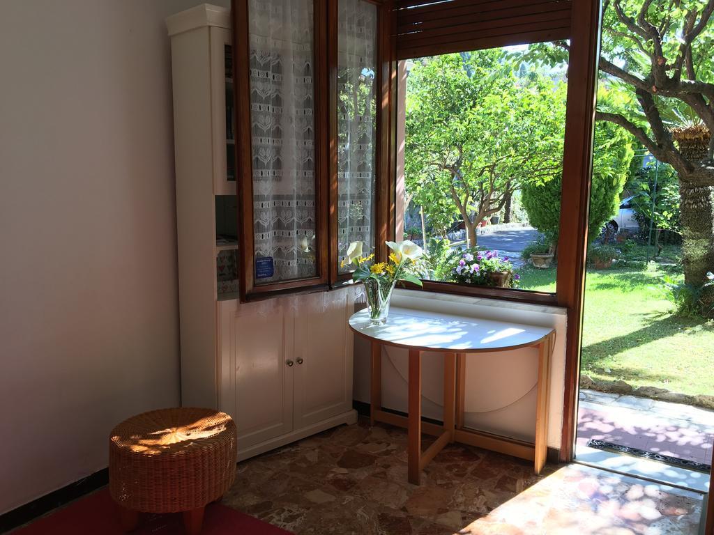 Casa Tra Il Verde E Il Blu Genua Zewnętrze zdjęcie