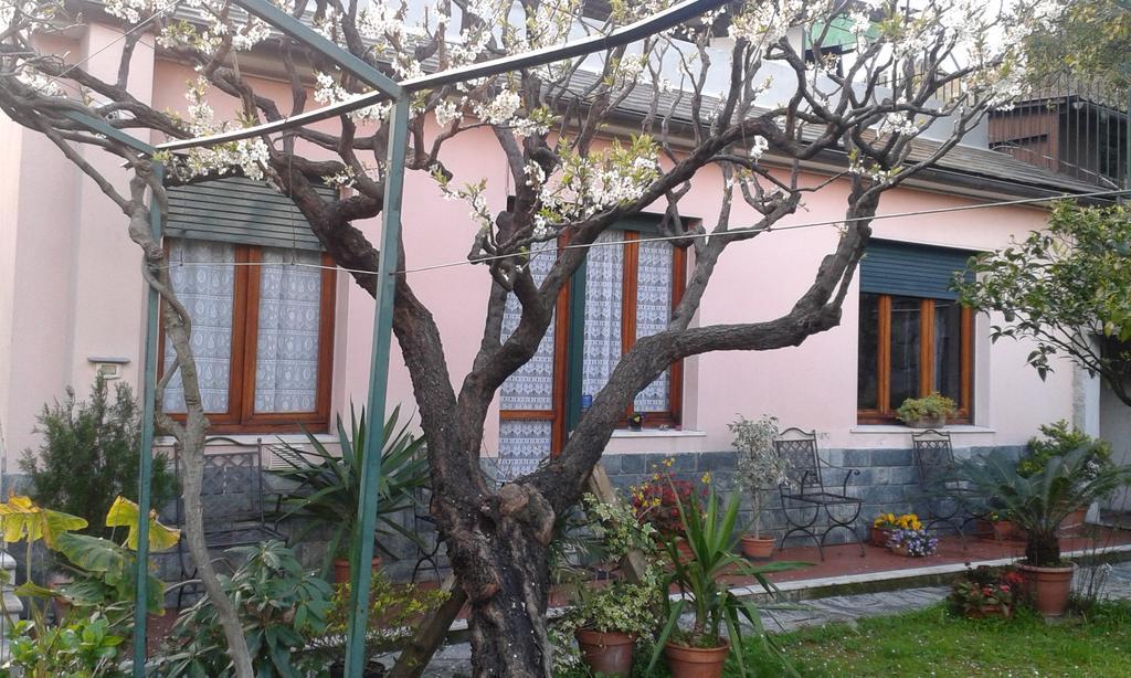 Casa Tra Il Verde E Il Blu Genua Zewnętrze zdjęcie